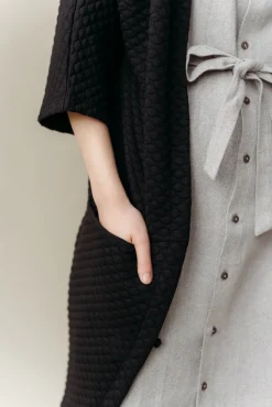 Paidat|Neuleet>Aarre Bubble Oversize Takki - Musta