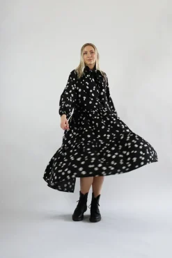 Hameet & Mekot>Miia Halmesmaa Flowy Dress Long - Daisy Black