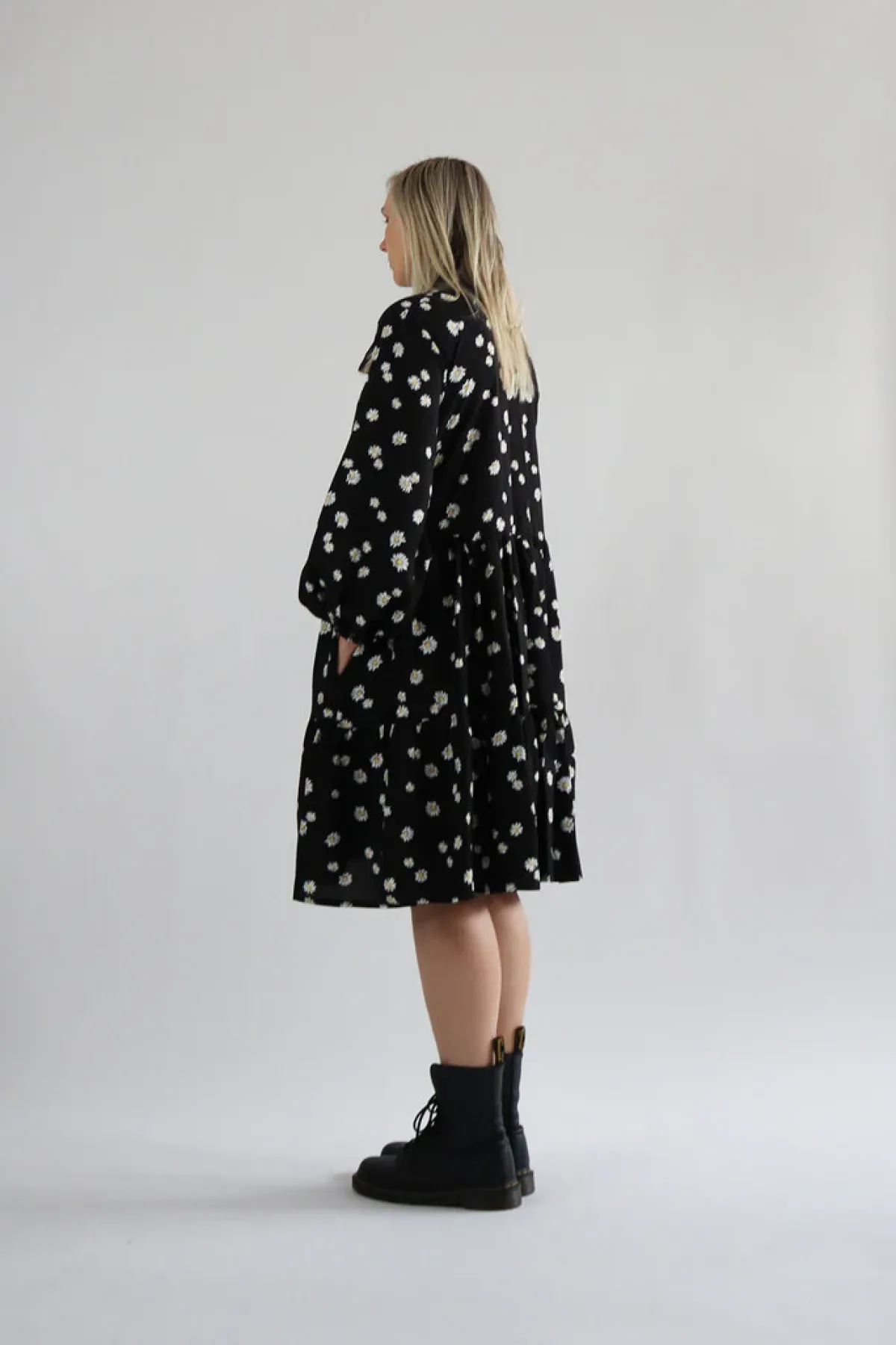 Hameet & Mekot>Miia Halmesmaa Lush Dress - Daisy Black