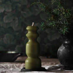 Kynttilät & Kynttilänjalat>ELMA B. Mehiläisvahakynttilä Aatos - Pistaasi