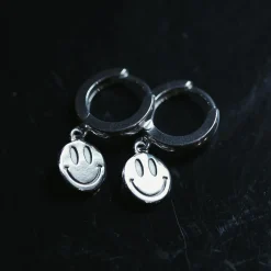 Avaimenperät|Korut>Laura Vartio Mini Smiley Earrings