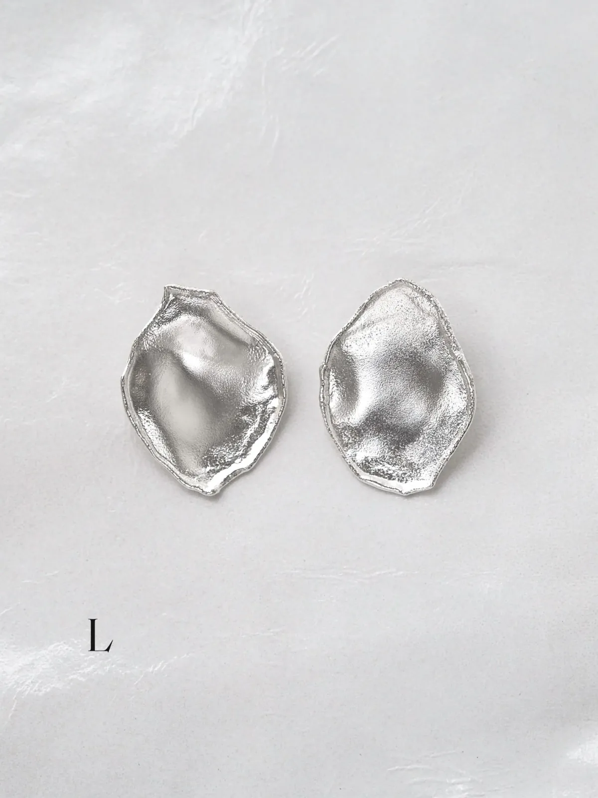Avaimenperät|Korut>Keski-Pomppu Mirage Earrings Silver
