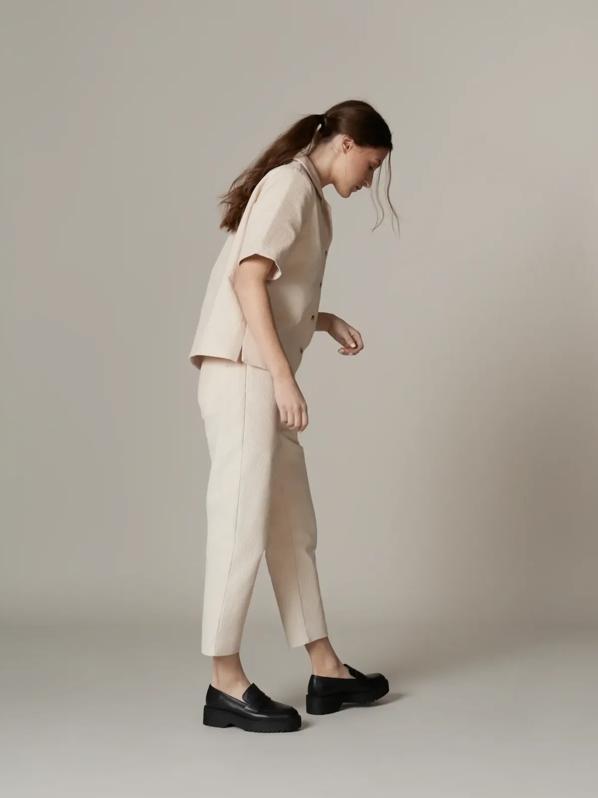 Takit|Paidat>ARCHETYPE Short Sleeve Corduroy Blouse