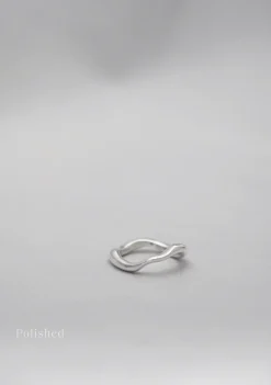 Avaimenperät|Korut>Keski-Pomppu Under the Boughs ring - Polished