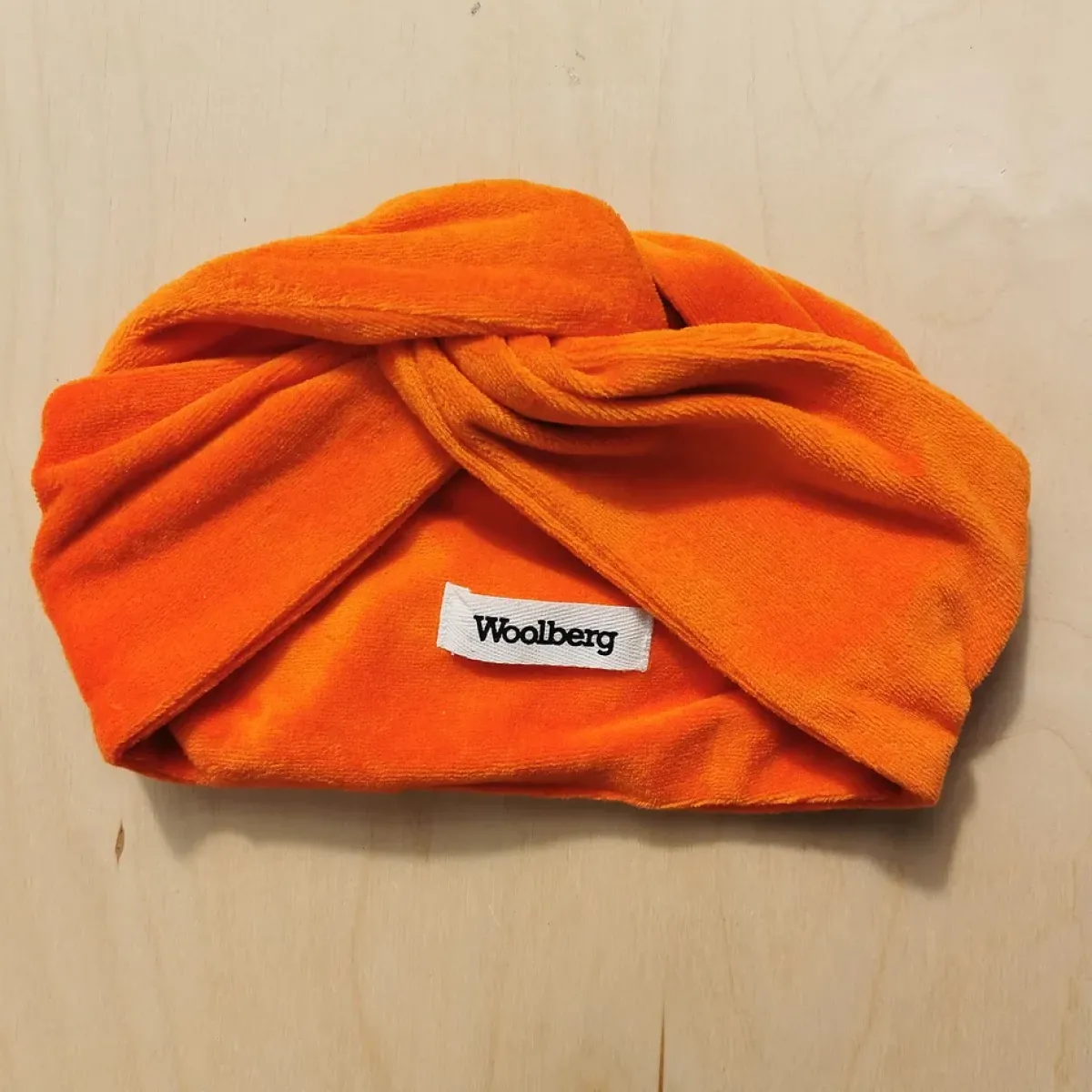 Avaimenperät|Hiusasusteet>Woolberg Panta - Velour Orange