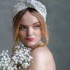 Avaimenperät|Hiusasusteet>Woolberg Pellavapanta - White Embro