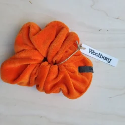 Avaimenperät>Woolberg XL Velour Scrunchie